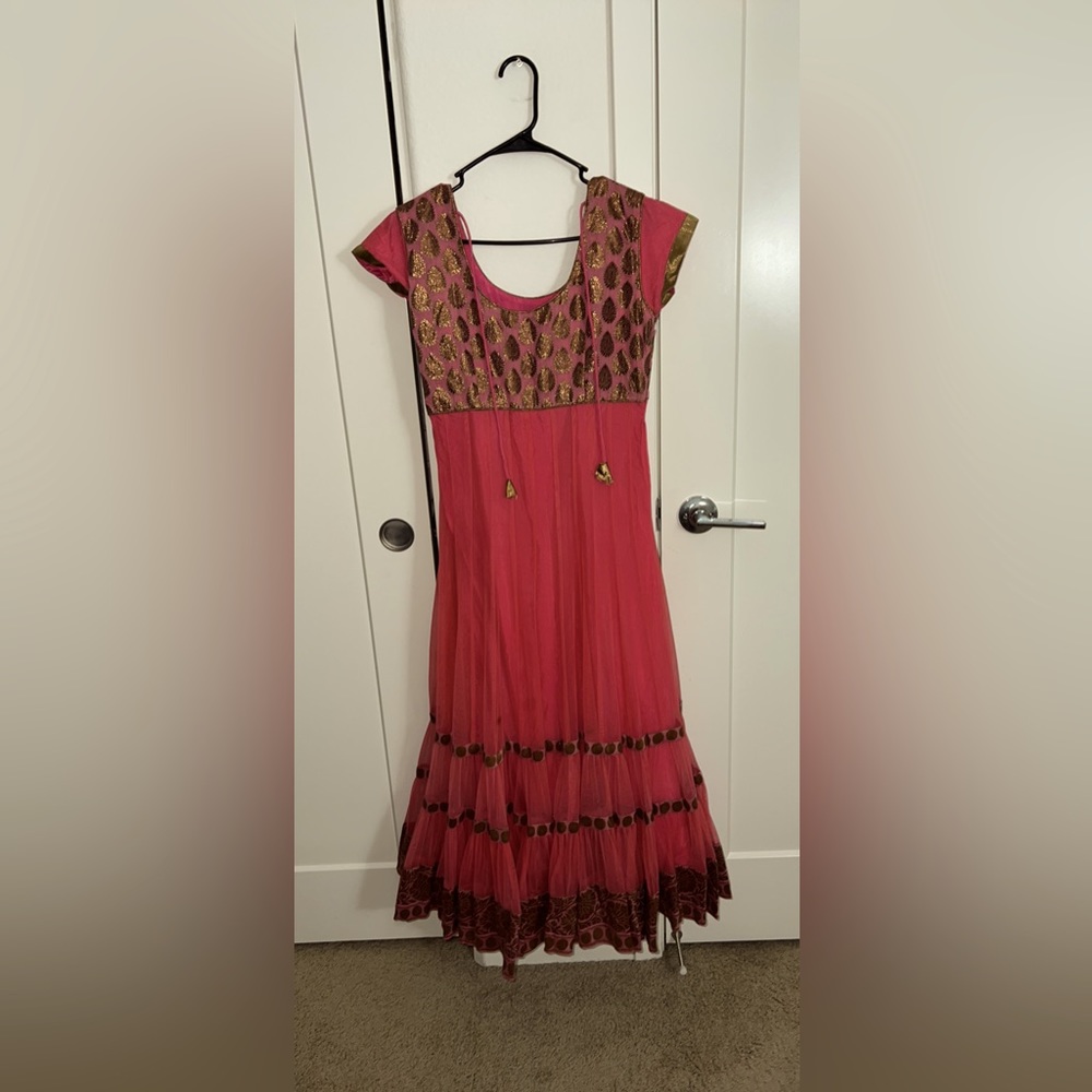 Womans Indian Anarkali /Kurthi / Indian Long Dress Size 6